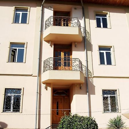 Hotel Crown Taschkent Exterior foto