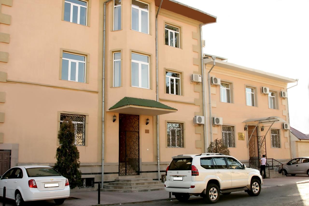 Hotel Crown Taschkent Exterior foto